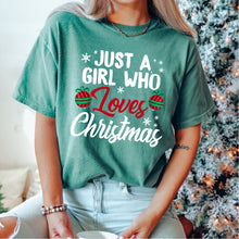 Load image into Gallery viewer, JUST A GIRL WHO LOVES CHRISTMAS - XMS - 190
