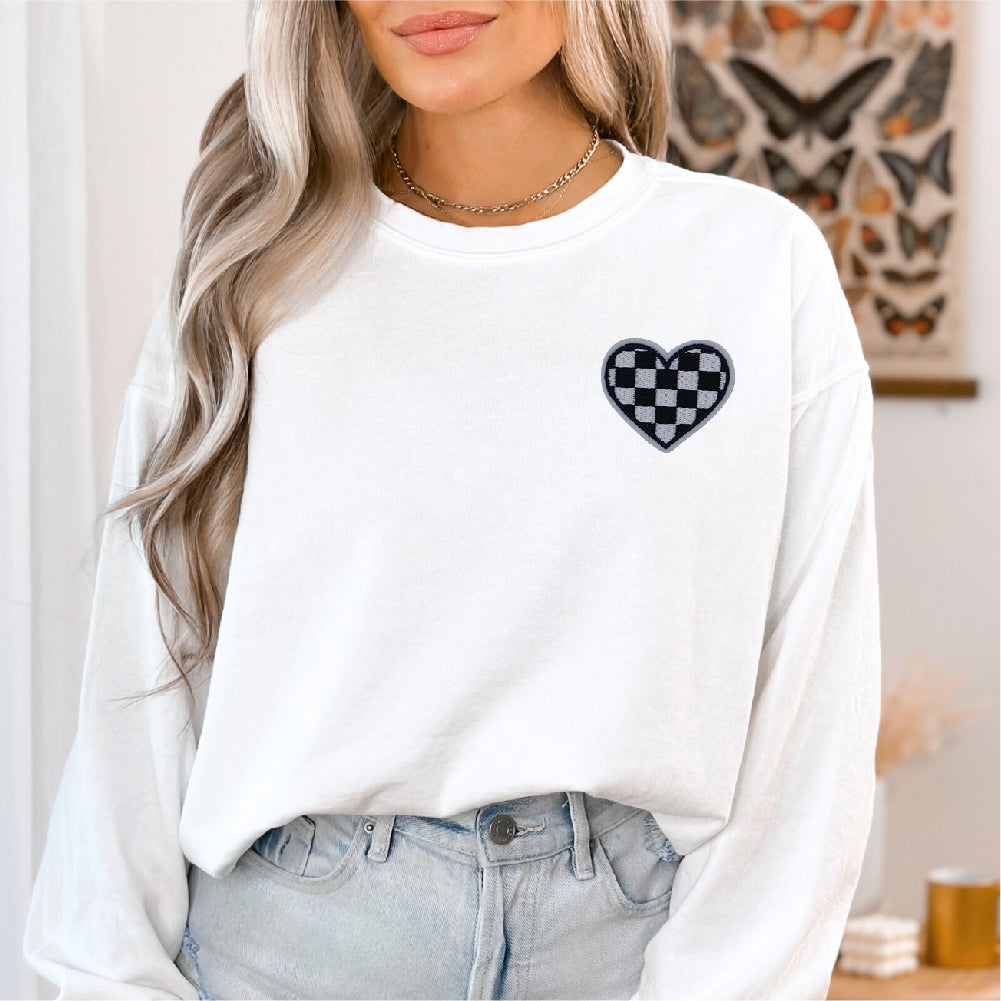 Black White Heart | Embroidery Patch - PAT - 323