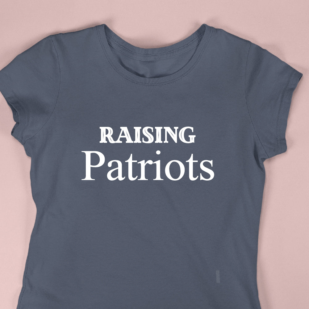 Raising Patriots - USA - 096